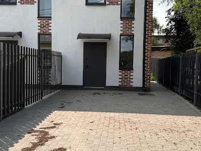 будинок за адресою Вишневе, Зелена вул., 1-Л