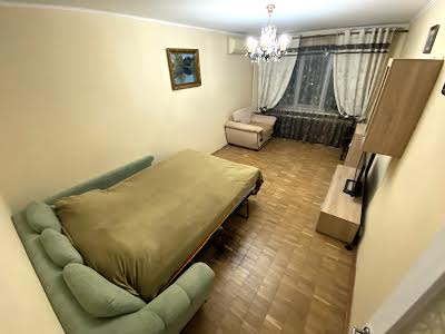 квартира за адресою Братиславська вул., 44 а
