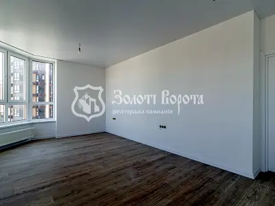 квартира по адресу Молодіжна ул., 4