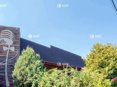 комерційна за адресою майдан Захисників України пл. (Повстання), 1а