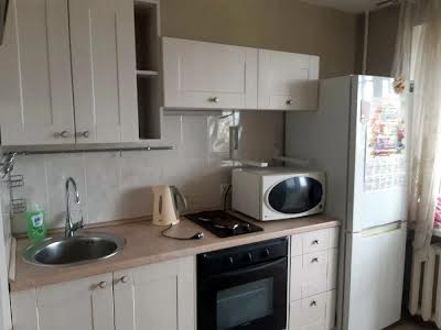 квартира по адресу Героев просп., 33