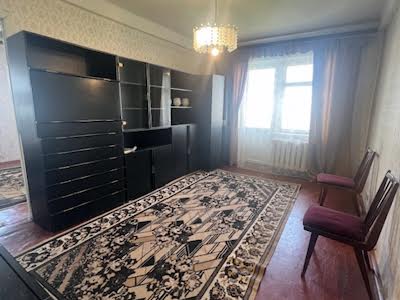квартира по адресу Чернобыльская ул., 11