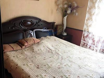 будинок за адресою Богдана Хмельницького вул., 75