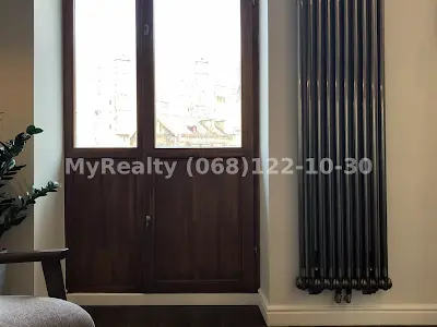 квартира за адресою Богдана Хмельницького вул., 57