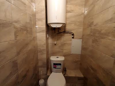 квартира за адресою Милославська вул., 16