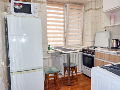 квартира по адресу Почайнинская ул., 64
