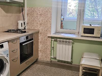 квартира по адресу Кловский спуск, 18