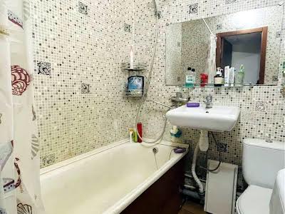 квартира за адресою Туркестанська вул., 30