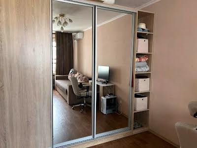 квартира за адресою Бориса Гмирі вул., 16