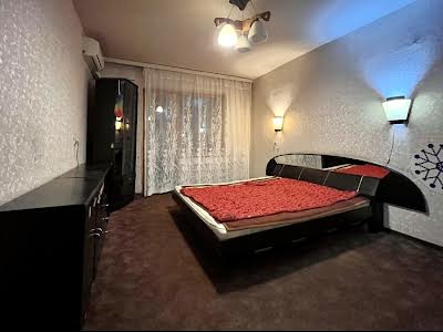 квартира по адресу Ирпенская ул., 63а