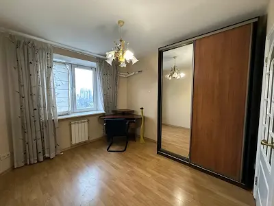 квартира за адресою Святошинська вул., 1