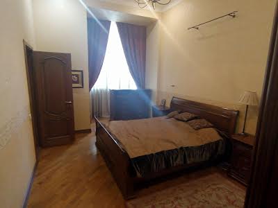 квартира за адресою Саксаганського вул., 68/21