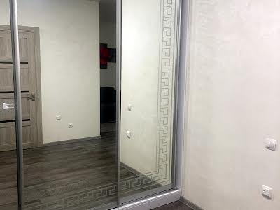 квартира за адресою Драгоманова вул., 2