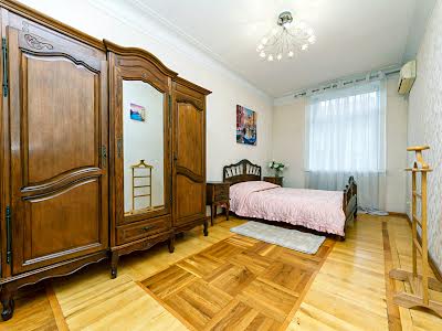 квартира за адресою Круглоуніверситетська вул., 11/19