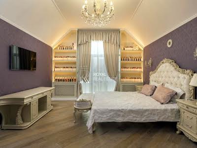 будинок за адресою с. Вишеньки, грушева, 12