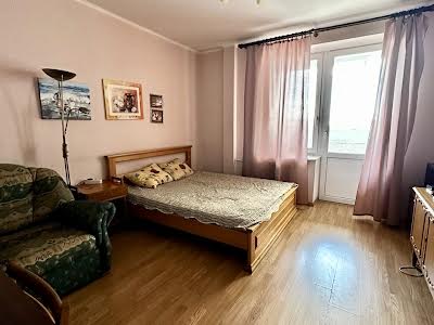 квартира по адресу Павла Тычины просп., 16/2