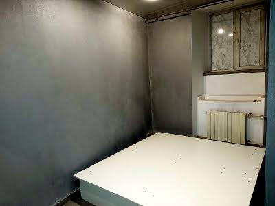 коммерческая по адресу Десятинная ул., 7