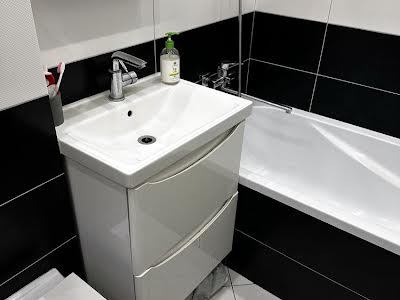 квартира за адресою Петропавлівська вул., 40