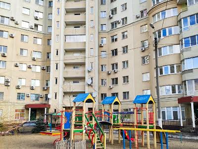 квартира по адресу Гвардейцев-Широнинцев ул., 29а