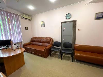 комерційна за адресою Київ, Чоколівський бульв., 30