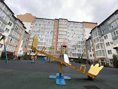 квартира за адресою Андрія Мельника вул., 10 к7