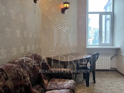 квартира за адресою Рейтарська вул., 20/24