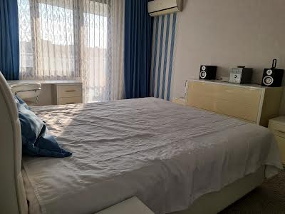квартира за адресою Голосіївський просп. (40-річчя Жовтня), 60