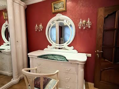 квартира по адресу Леси Украинки бульв., 21