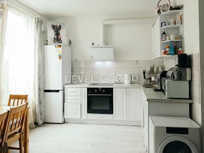 квартира по адресу Салютна, 2к1