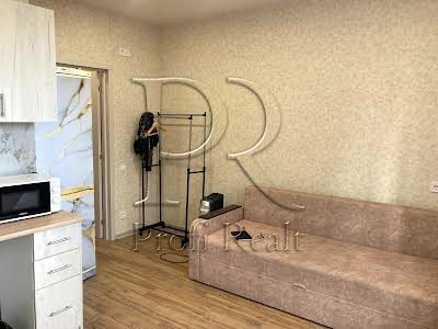 квартира за адресою Теплична вул., 58