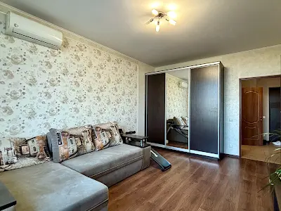 квартира за адресою Київ, Сім'ї Кульженків вул. (Петра Дегтяренка), 31-А