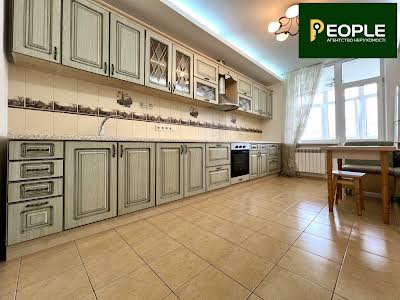 квартира за адресою Драгоманова вул., 40-Е