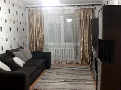 квартира за адресою Федора Ернста вул., 2