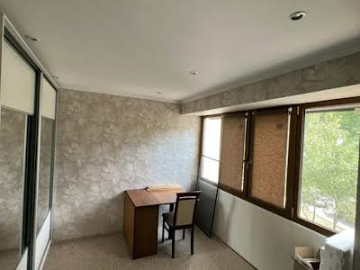 квартира за адресою Ахсарова вул., 5