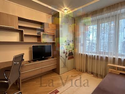 квартира за адресою Шовковична вул., 29