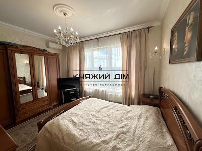 квартира за адресою Зарічна вул., 1-Б