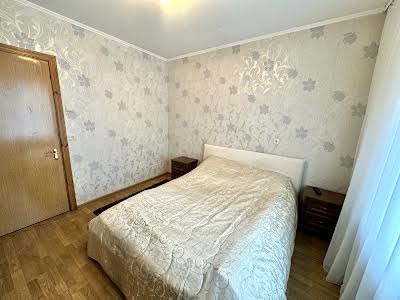 квартира за адресою Вишняківська вул., 7-Б