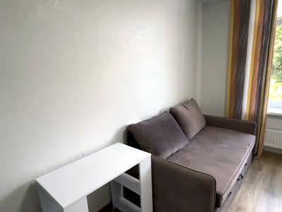 квартира за адресою с. Петропавлівська борщагівка, Садова вул., 51-В
