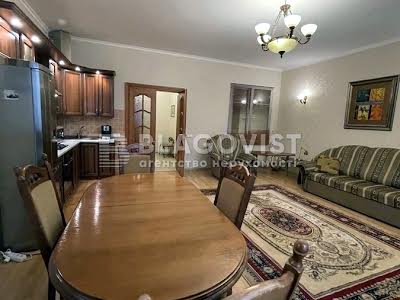 квартира за адресою Дмитрівська вул., 9-11