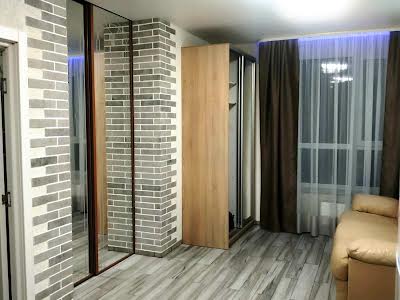 квартира за адресою Олени Теліги вул., 25