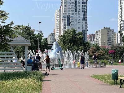 квартира за адресою Київ, Драгоманова вул., 31