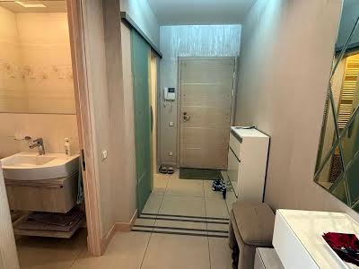квартира за адресою Срібнокільська вул., 1