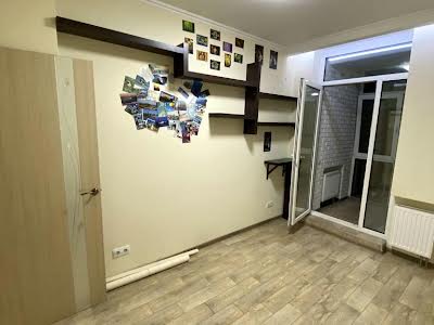 квартира за адресою Регенераторна вул., 4 к14