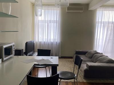 квартира за адресою Волоська вул., 18