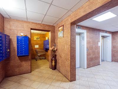 квартира по адресу Дарницкий бульв., 10а
