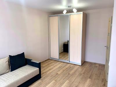 квартира по адресу Ньютона ул., 108