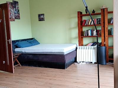 квартира за адресою Київ, Регенераторна вул., 1