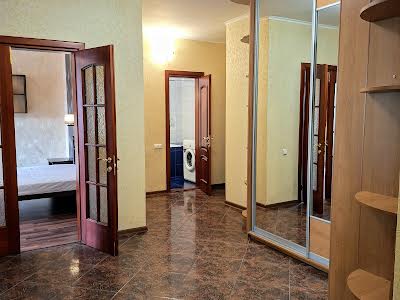 квартира за адресою Вишняківська вул., 9