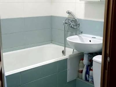 квартира за адресою Сулеймана Стальського вул., 10