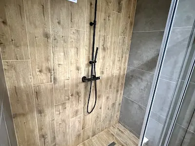 квартира за адресою Дніпровська набережна вул., 18А